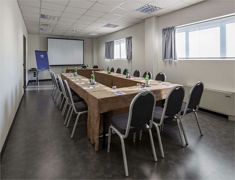 Ac By Marriott Milan Sesto Hotel 4*
